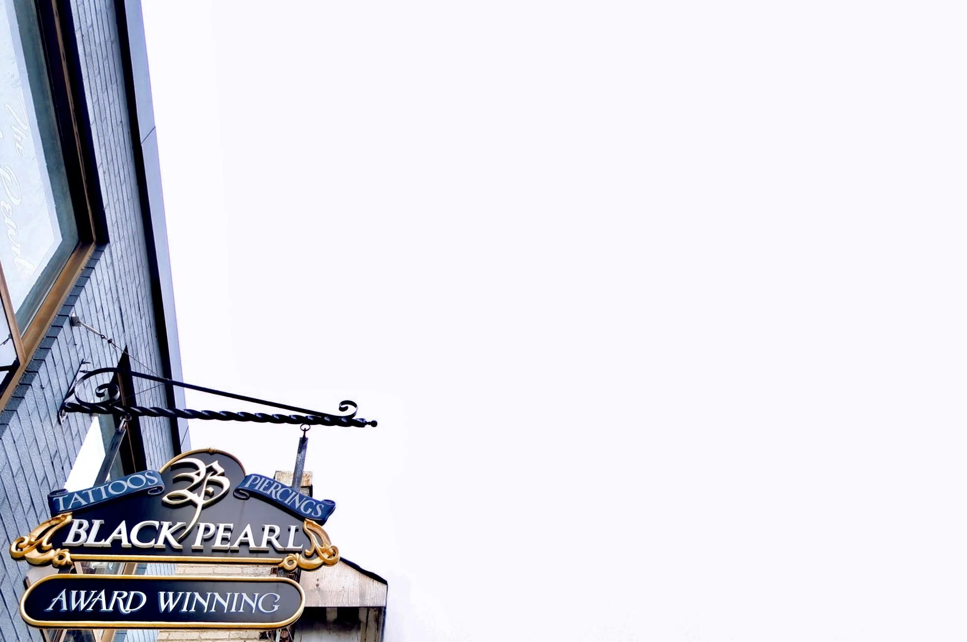 Black Pearl Tattoo and Piercing on Danforth Avenue, from the official site
