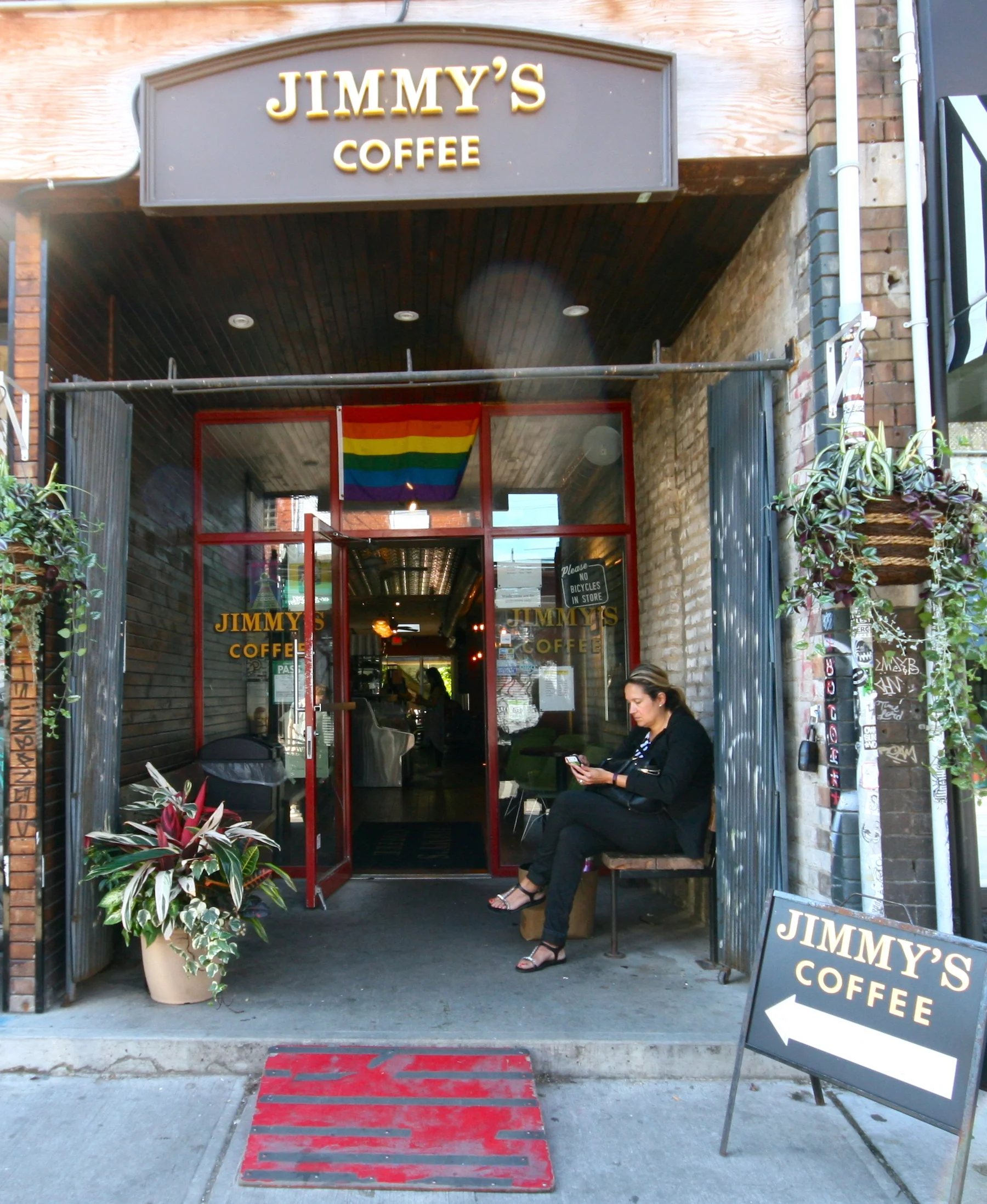 Jimmy’s Coffee Baldwin Street patio photography from the official locations page
