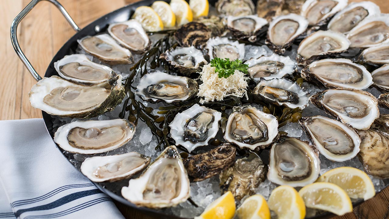 Rodney's Oyster House oyster photography from rodneysoysterhouse.com