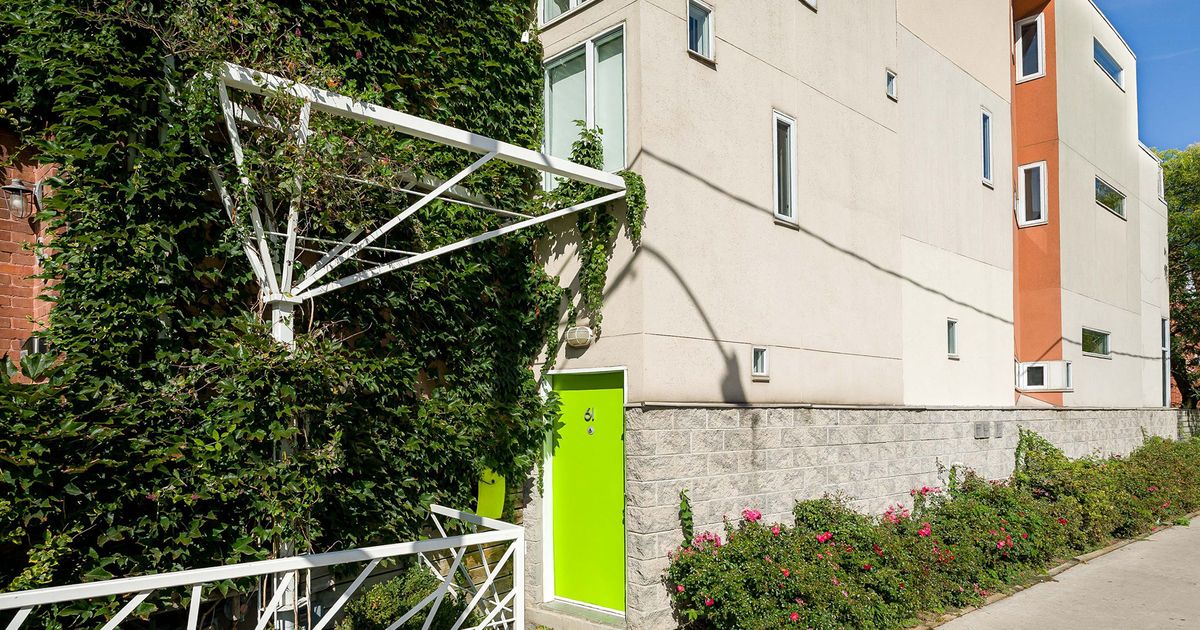 A Bizarre Triangular House on Seaton Street Turned a Lot Nobody Wanted Into a Prize