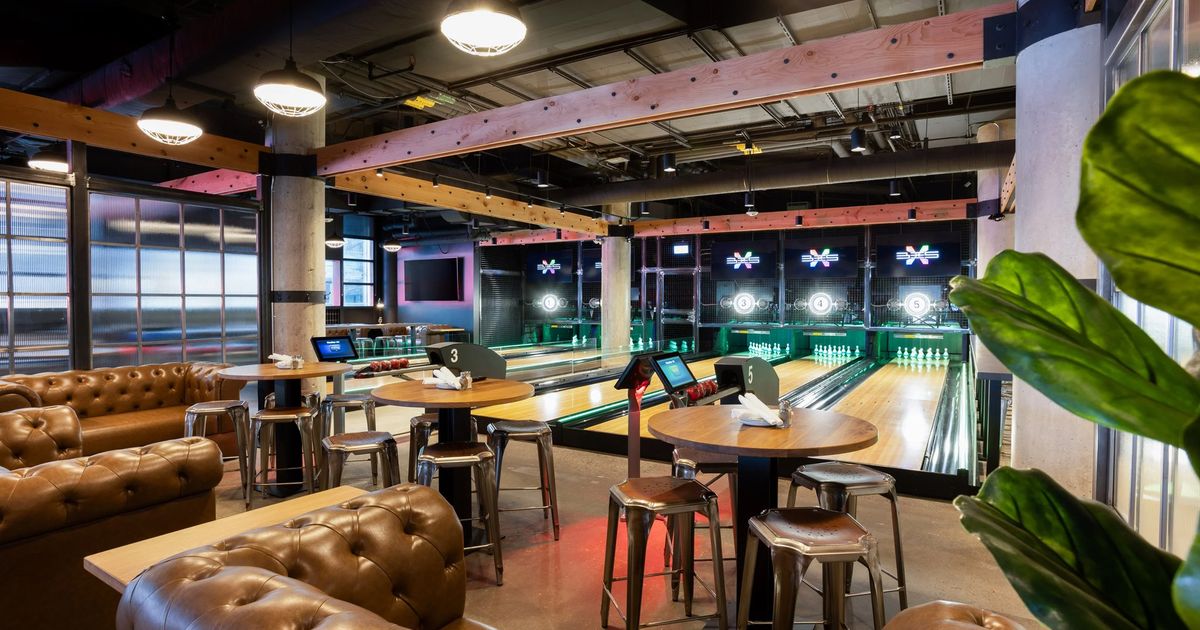 Ballroom Bowl’s Yonge and Dundas location closes