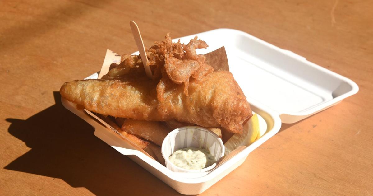 This Hidden Toronto Laneway Stall Sells Out of $17 Fish and Chips in Two Hours Flat