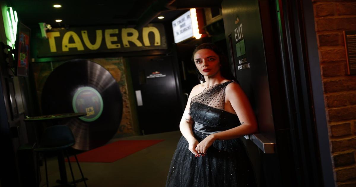 Meta Bans Another Toronto Performer Over an Old Bikini Photo — She Says Her Livelihood Is at Risk
