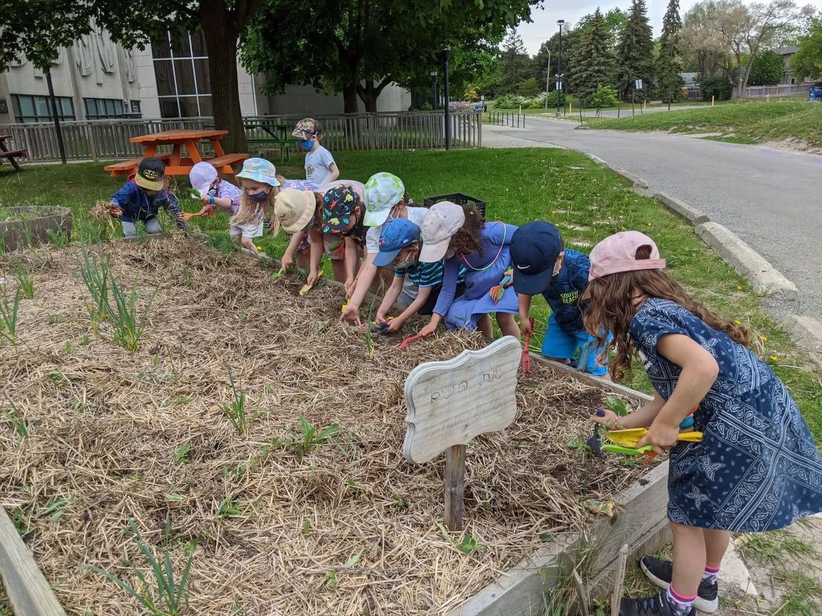 Montessori Jewish Day School school building